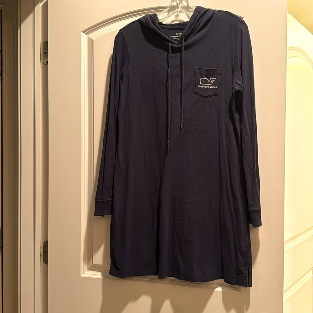 Vineyard Vines navy casual Dress